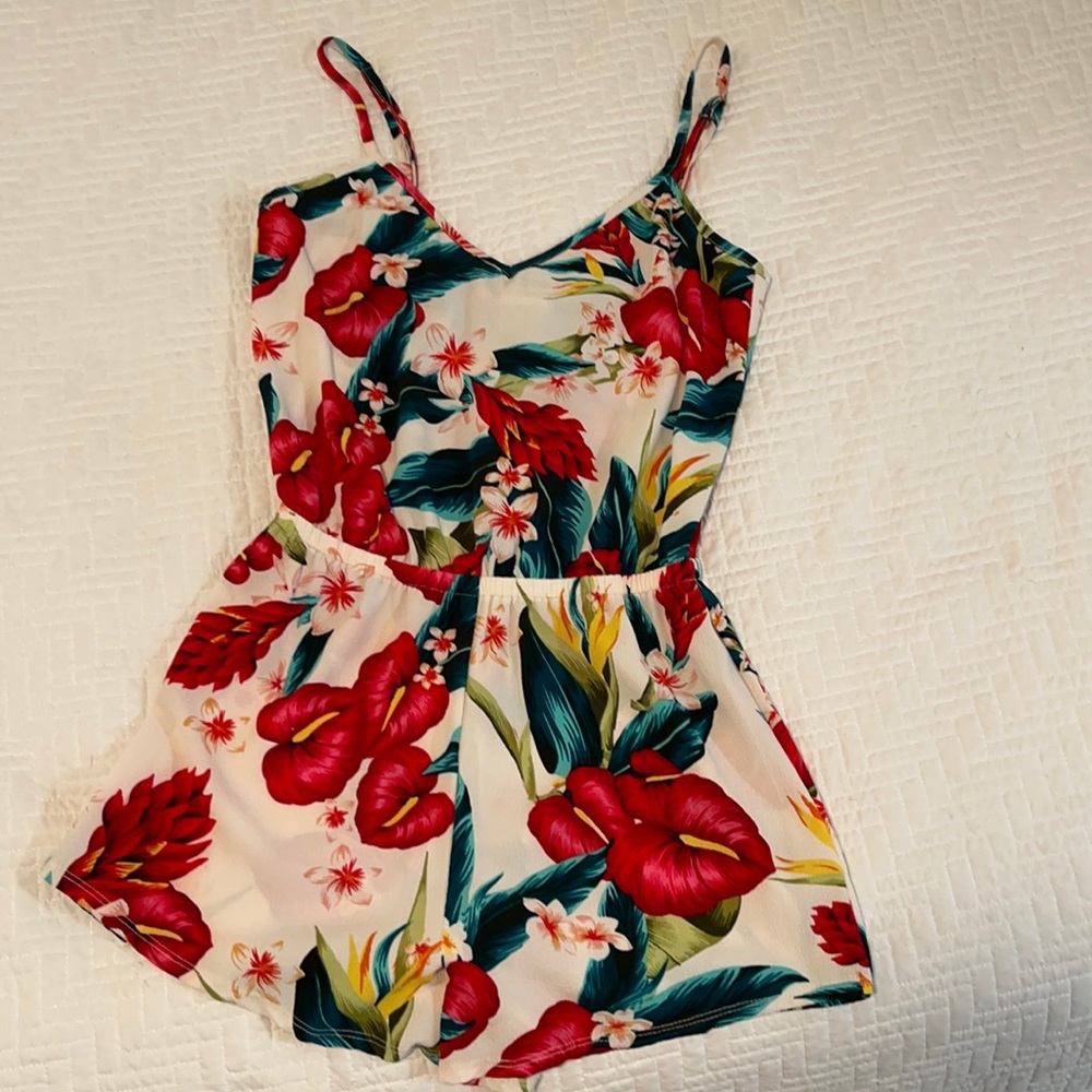 Show me your mumu romper MEDIUM euc